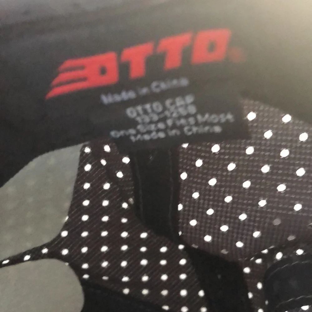 BNWOT Set of 4 Gray OTTO baseball-style caps for poolside, work, golf, etc! - Picture 6 of 9